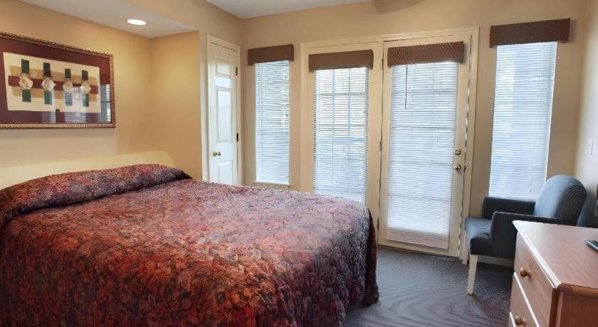 Resort Surrey's Carriage Place Branson
