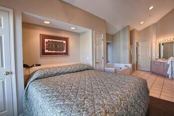 Surrey's Carriage Place Resort Branson